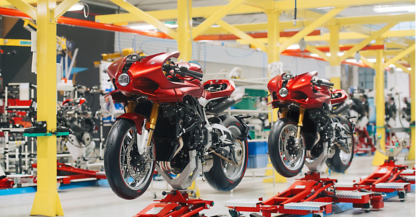 «Mv Agusta non è mai stata così forte. Avanti da soli»